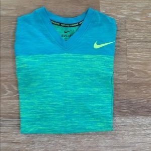 Nike workout tee